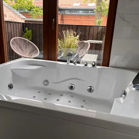 Jacuzzi Rakowicka Top Apartments Krakau Exterior foto